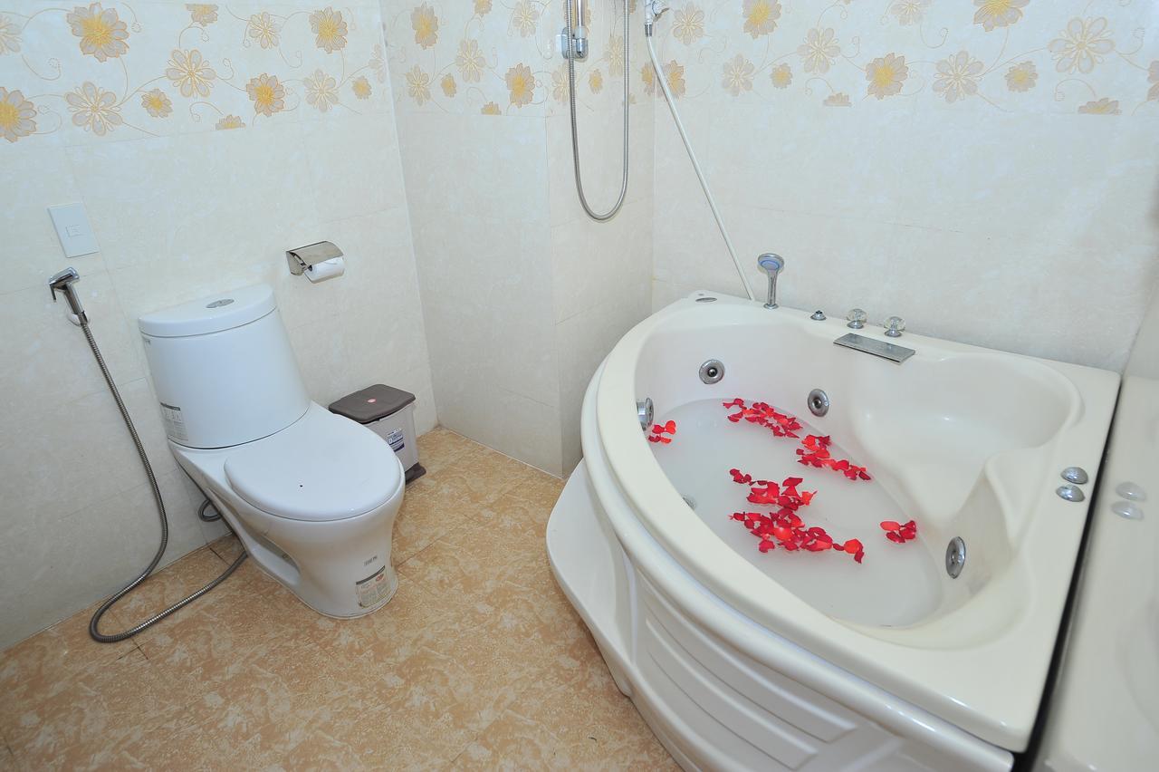 Amity Nha Trang Hotel Buitenkant foto