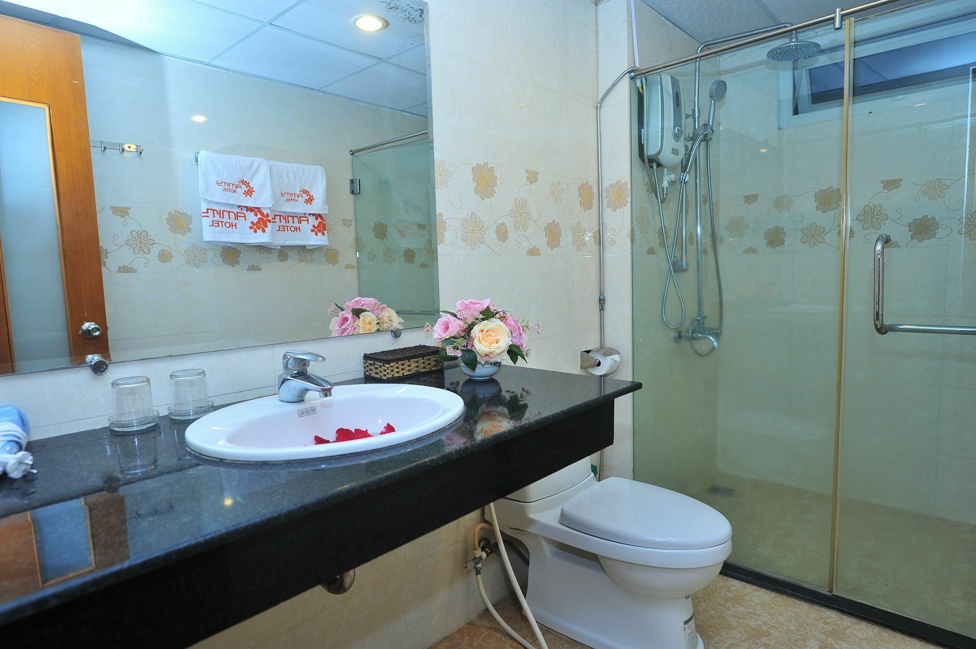 Amity Nha Trang Hotel Buitenkant foto